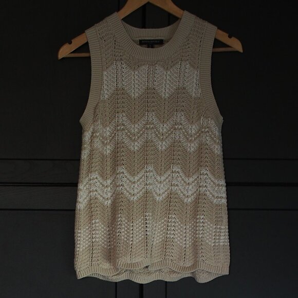 Banana Republic | Sleeveless Cotton Knit Vest - Picture 1 of 3